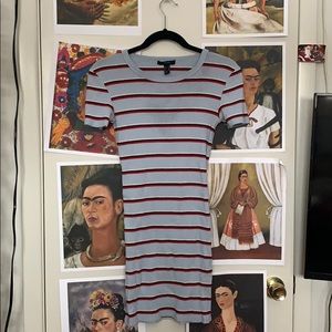 Short sleeve mini dress